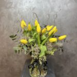 Vazoda Sarı Laleler