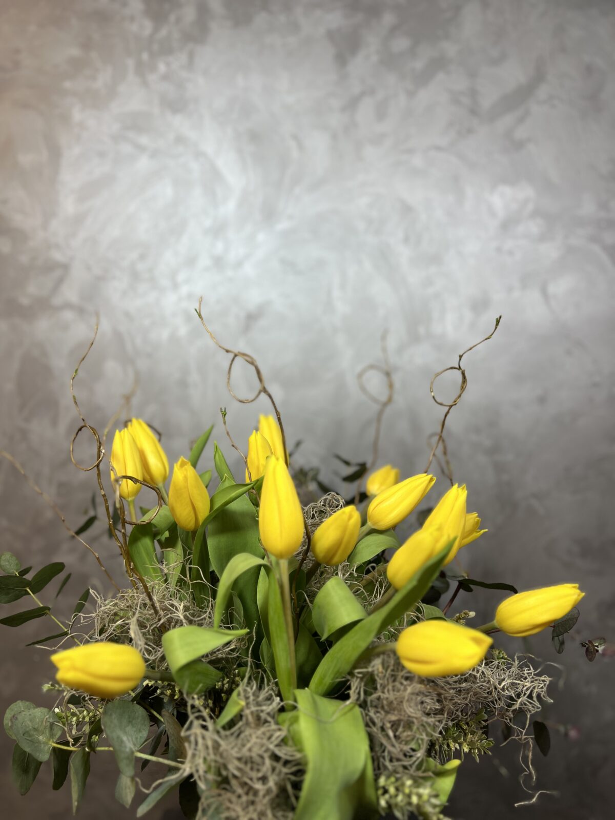 Vazoda Sarı Laleler - Görsel 2