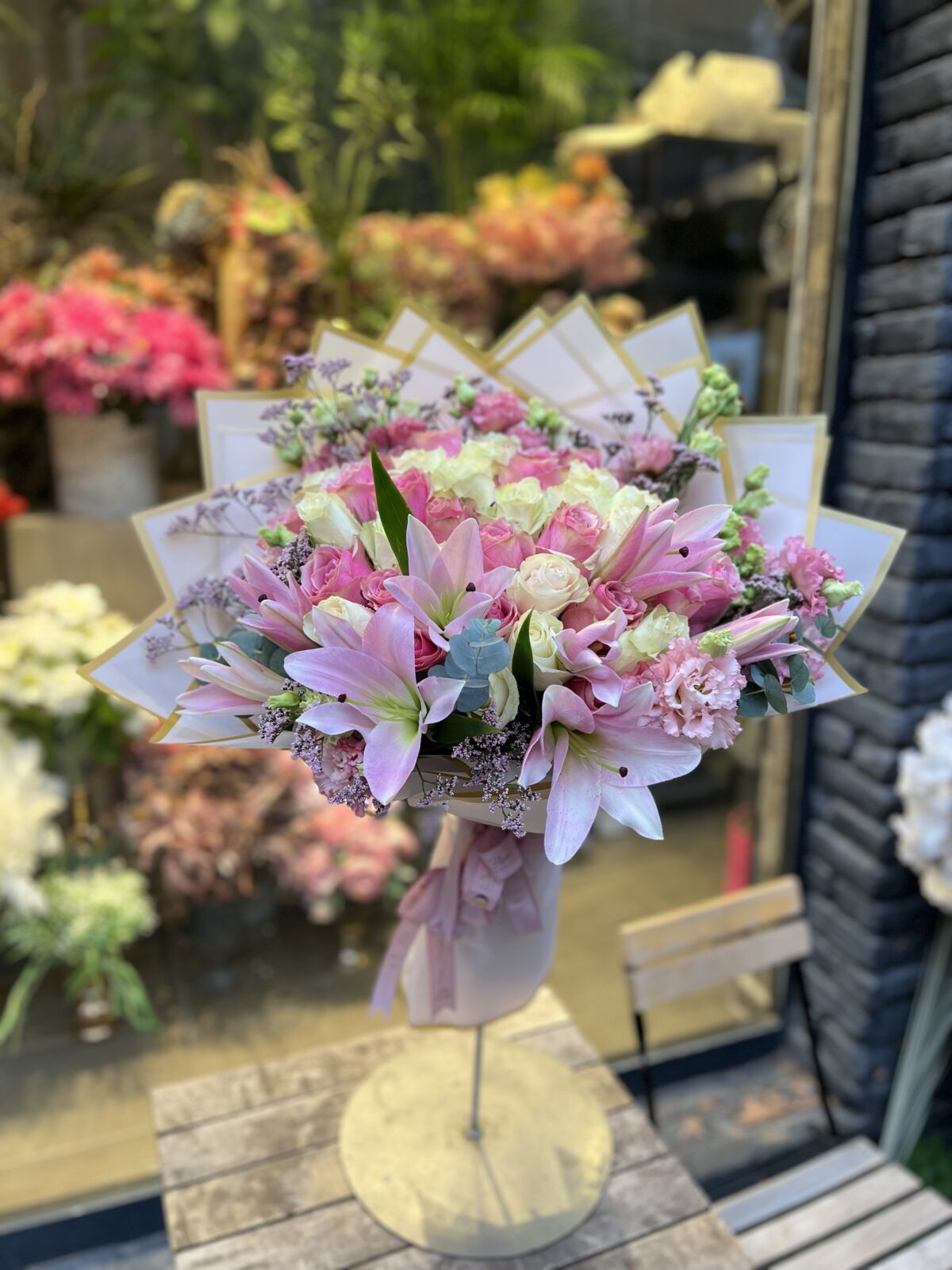 Derin Flowers Buket Çiçek - Görsel 3