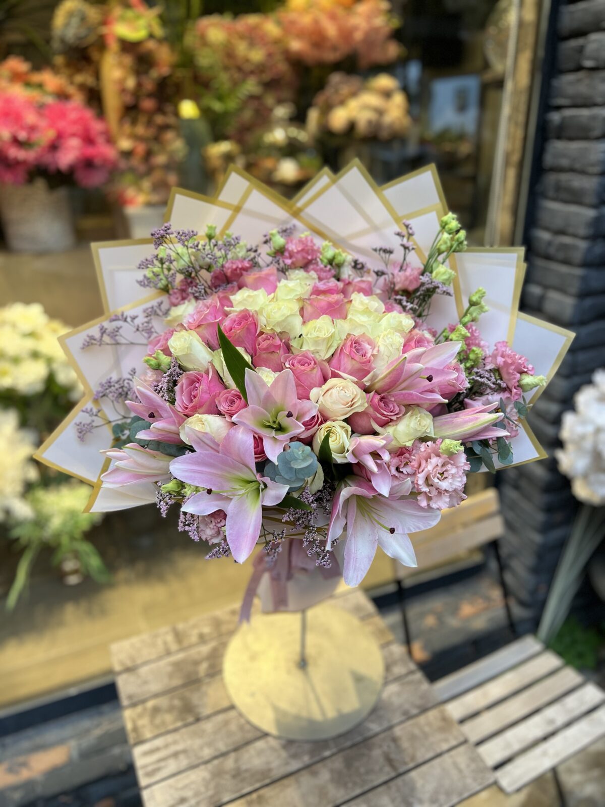 Derin Flowers Buket Çiçek - Görsel 2