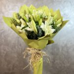 8'li Beyaz Lilyum Buketi