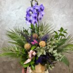 Lila Orkide & Tropikal Yeşil Bitkili Premium Saksı Aranjmanı