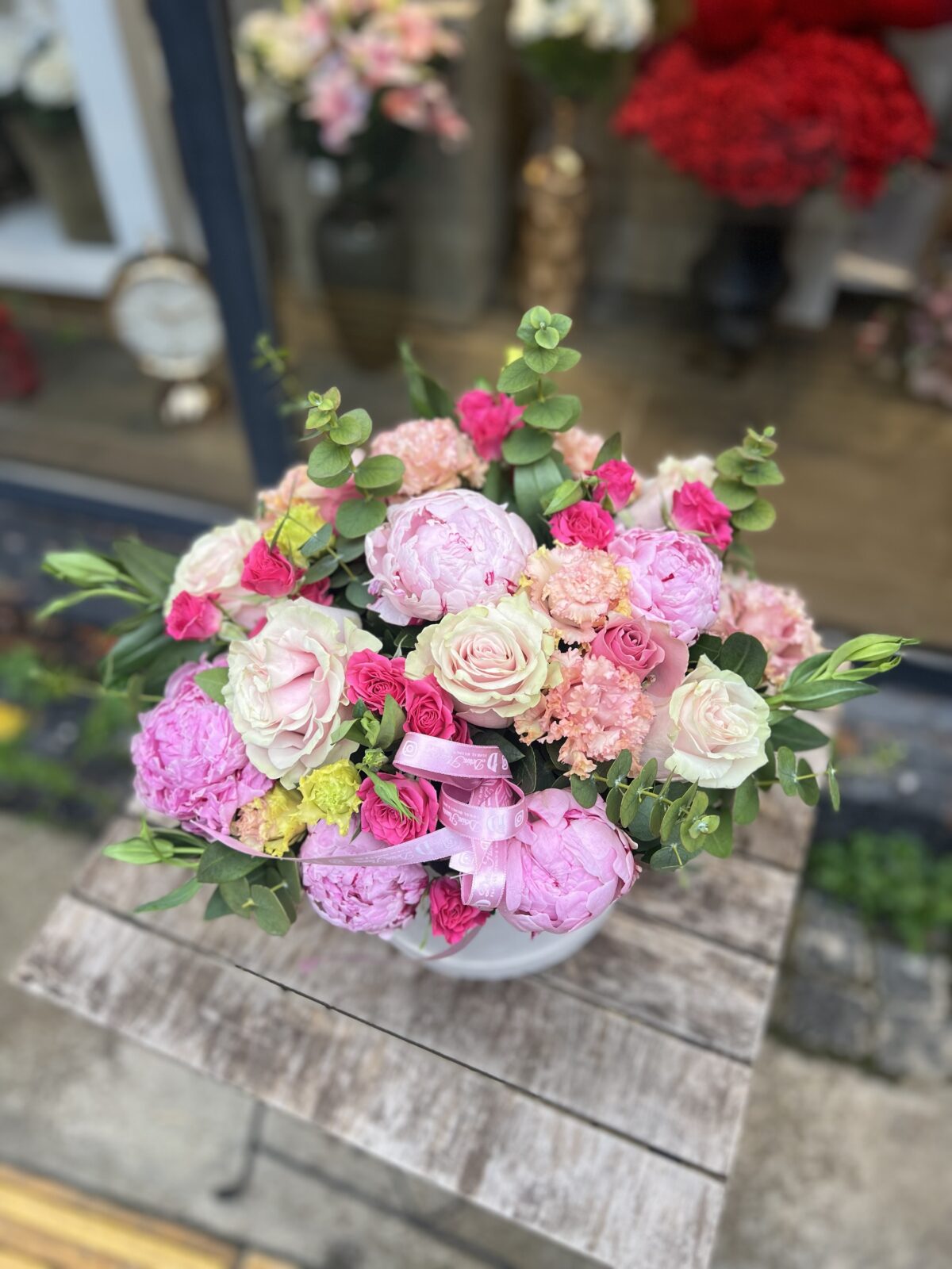 Signature Blossom – Şakayık & Gül Luxury Box - Görsel 3