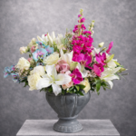 Royal Harmony Vazoda Çiçek Aranjmanı | İzmir Premium Çiçek Tasarımı | Derin Flowers