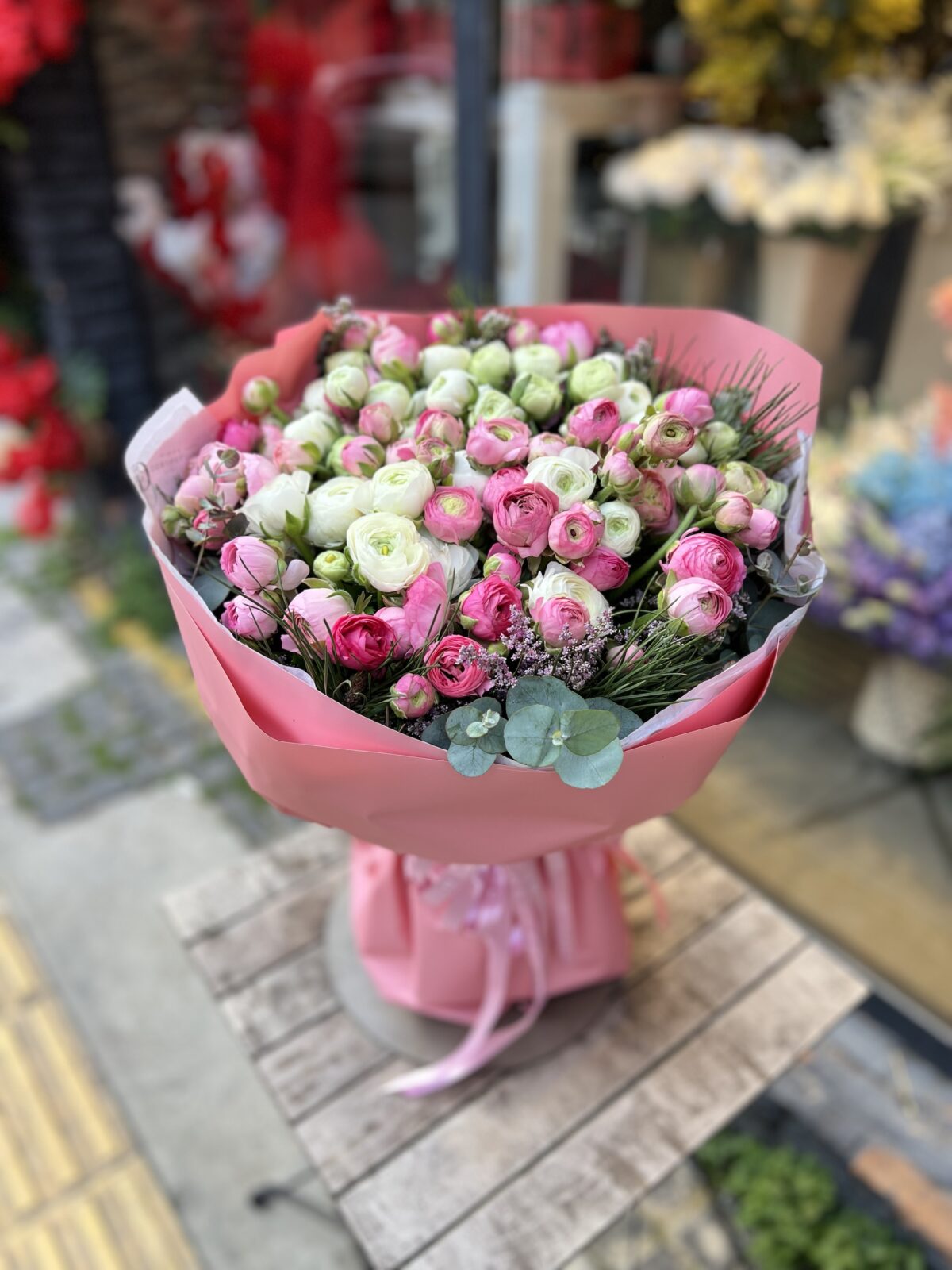 Pink Ranunculus Bouquet | Premium Erengül Buketi | Derin Flowers - Görsel 2