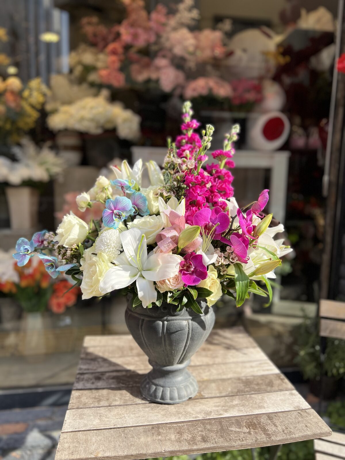 Royal Harmony Vazoda Çiçek Aranjmanı | İzmir Premium Çiçek Tasarımı | Derin Flowers - Görsel 2