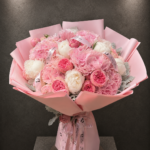 Pink Harmony – Ortanca, Beyaz Şakayık ve Şakayık Güllerden Premium Buket
