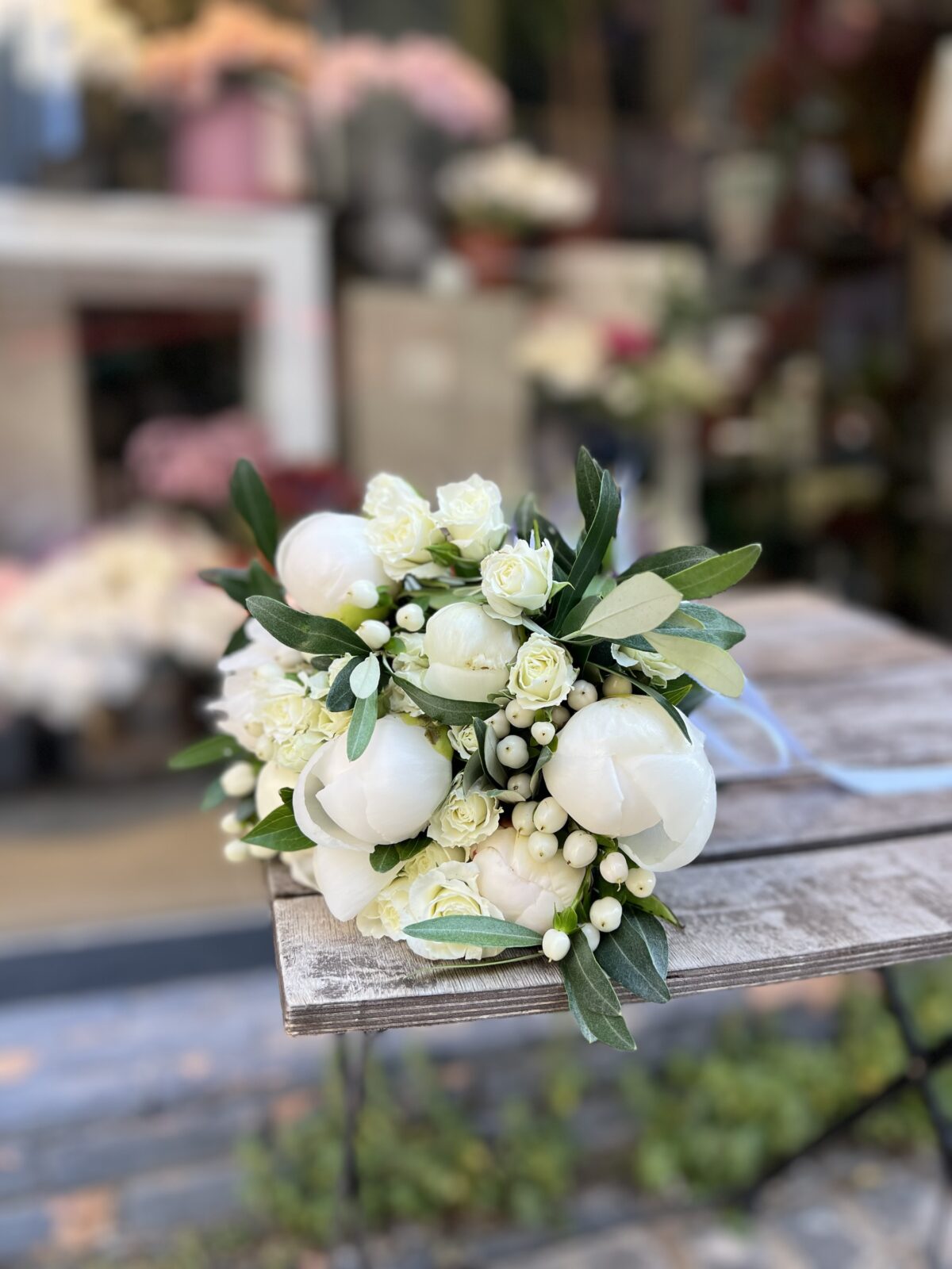 Peony | Beyaz Şakayık Gelin Buketi - Görsel 2